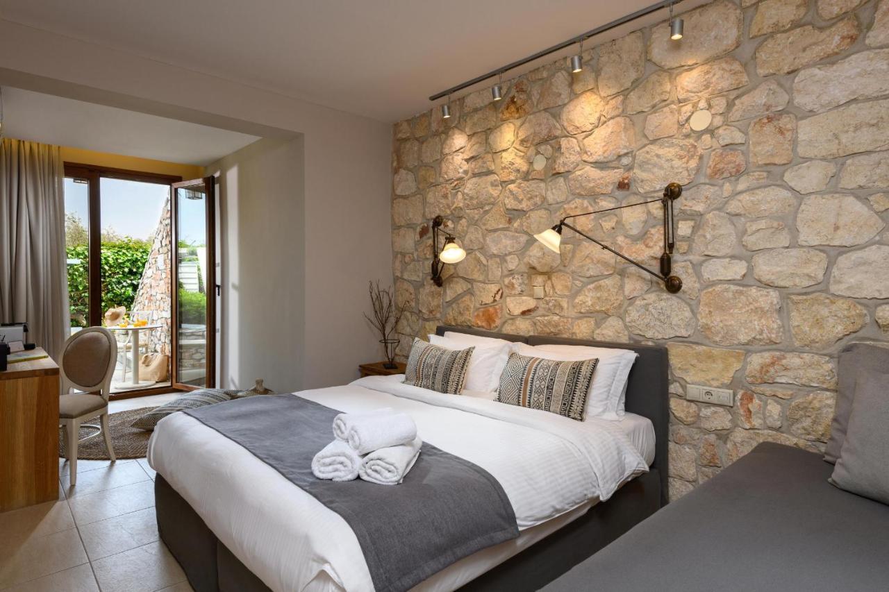 Nikoleta Luxury Villa ลีเมนาส ภายนอก รูปภาพ